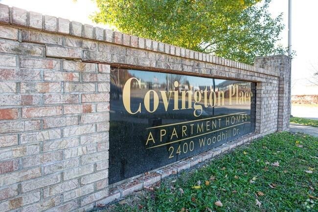 Foto del edificio - 2400 Woodhill Dr