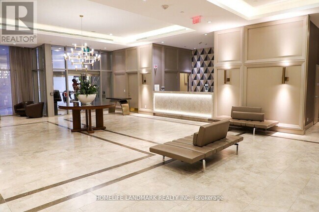 Photo du bâtiment - 155-1155 Yorkville Ave