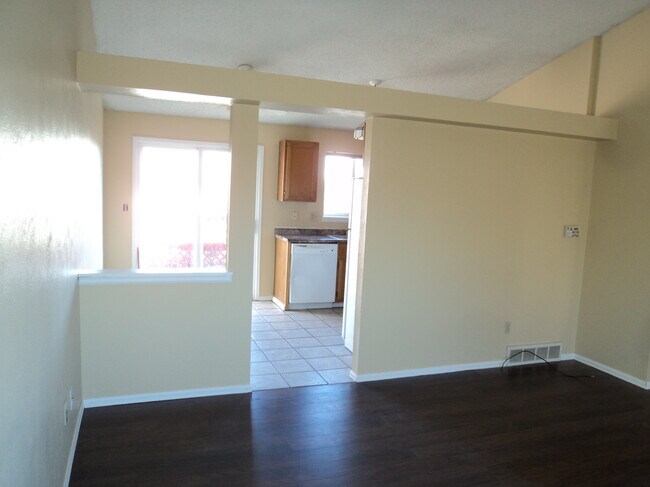 Building Photo - 1306 Casa Grande Blvd