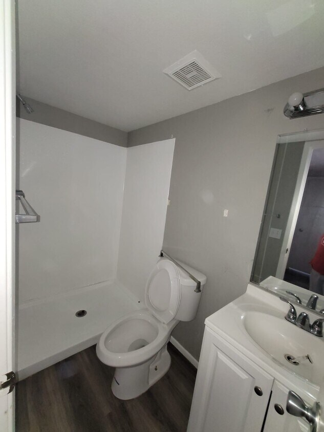 Foto principal - 2814 East Marconi Avenue, Unit 203