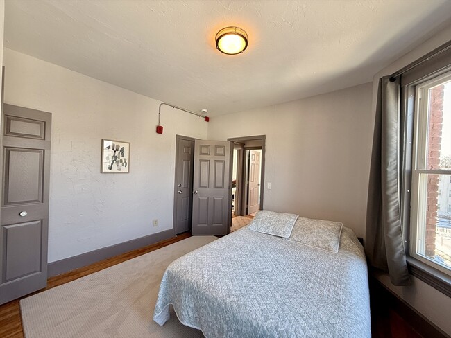 Foto del edificio - 70 Russell St