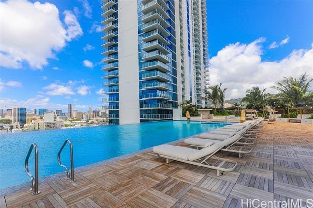 Foto del edificio - 1515 Liona St