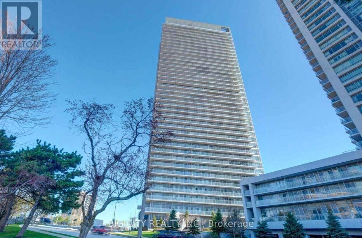 Photo du bâtiment - 2015 Sheppard Ave E