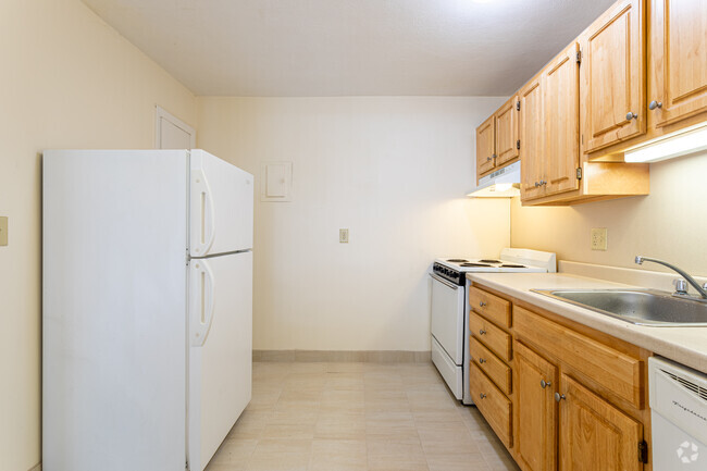 1BR, 1BA - Gardner St, 75-90