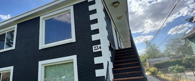 Building Photo - 224 S 900 E