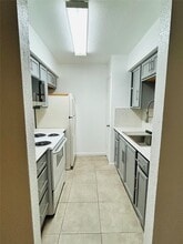 Building Photo - 10211 Sugar Branch Dr