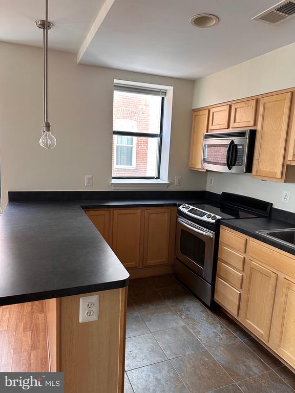 Foto del edificio - 2627 Adams Mill Rd NW