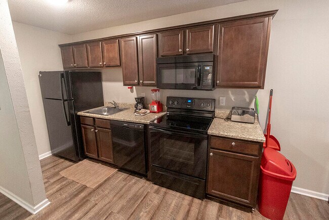 Foto del edificio - 105 N Garth Ave