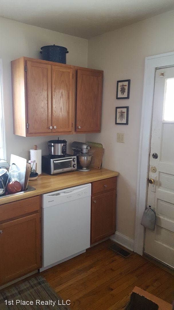 Building Photo - 3 br, 1 bath Apartment - 2476 Adams Ave