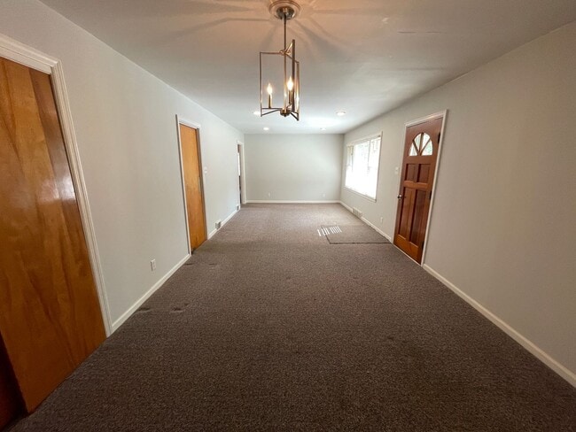Building Photo - 313 Webbmont Cir