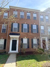 Building Photo - 15908 Mackenzie Manor Dr