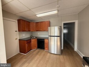 Building Photo - 12 E Glenside Ave