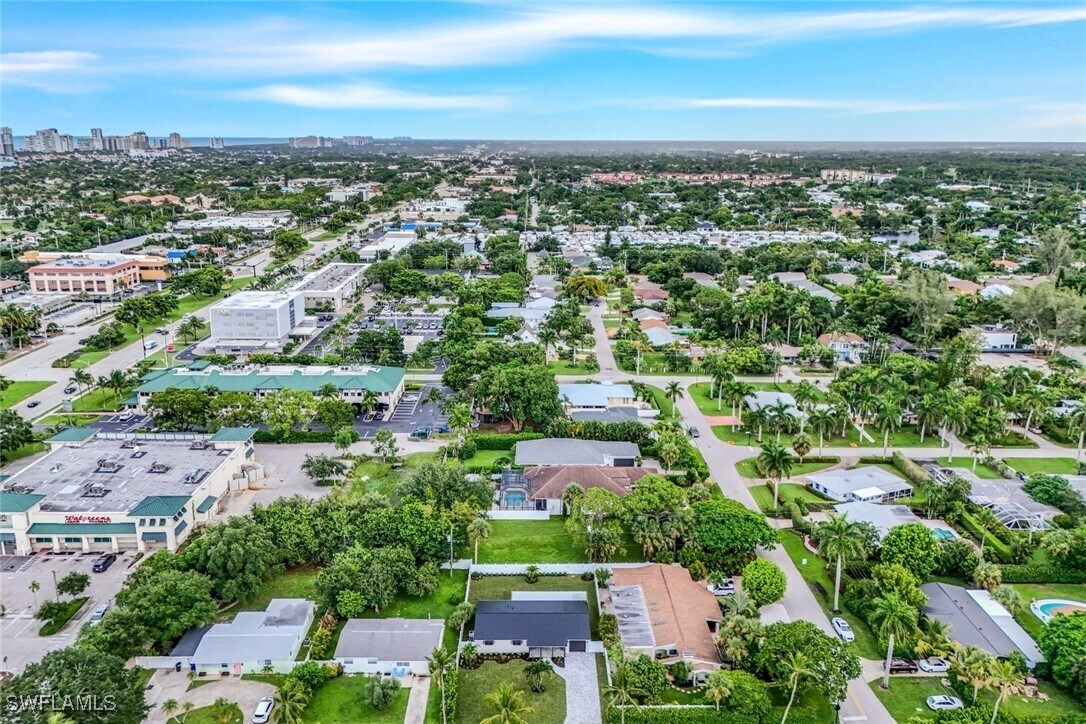 Foto principal - 975 22nd Ave N