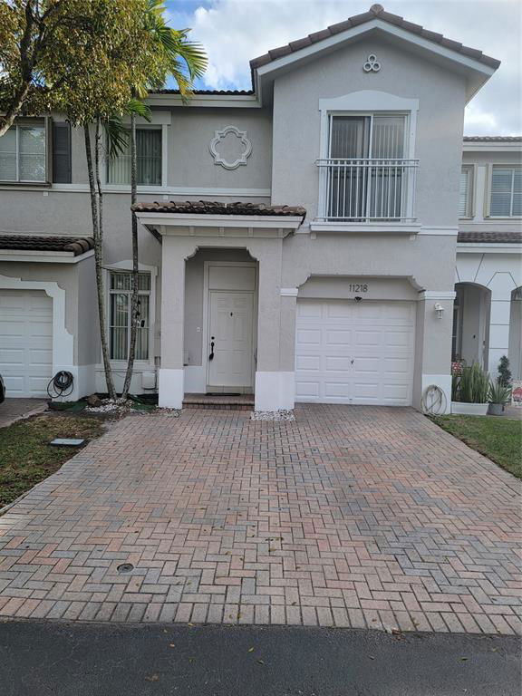 Foto del edificio - 11218 NW 56th St