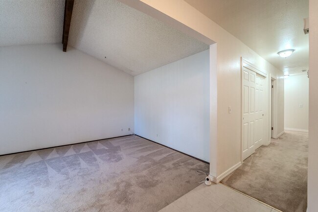 Foto del edificio - North Yuba City 3 bd 2 bath Home