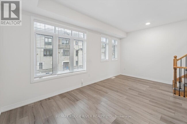 Building Photo - 79 Bavin St