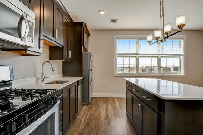 Foto del edificio - Station Place Apartments