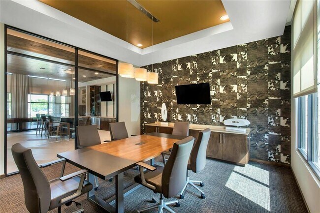 Foto del edificio - 4221 Old Denton Rd