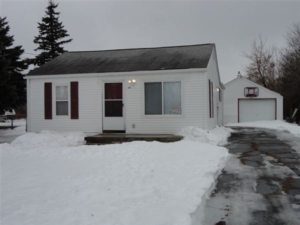 Primary Photo - 3613 Huggins Ave
