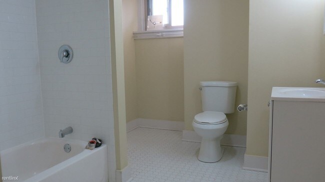 Foto del edificio - 5821 Stanton Ave