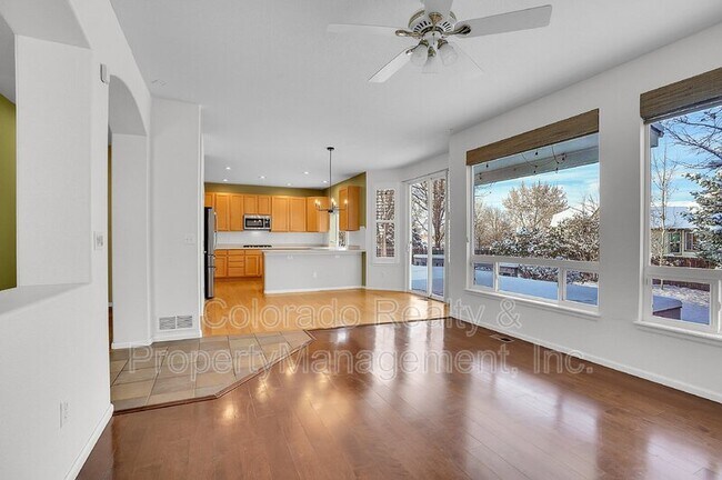 Foto del edificio - 1856 Maccullen Dr