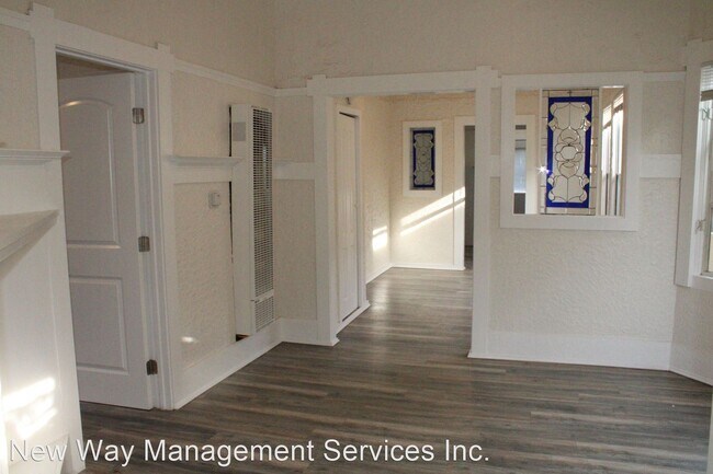 Building Photo - 3 br, 1 bath House - 646 18th Street