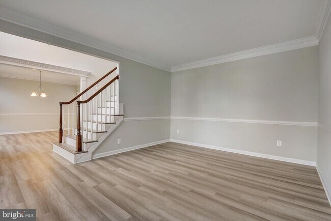 Building Photo - 22829 Queensbridge Dr