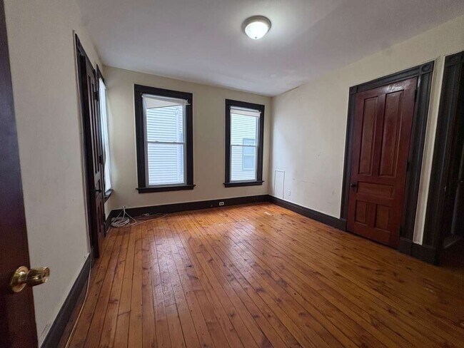 Foto del edificio - 331 Edgewood Ave