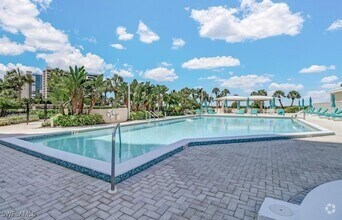 Building Photo - 4041 Gulf Shore Blvd N