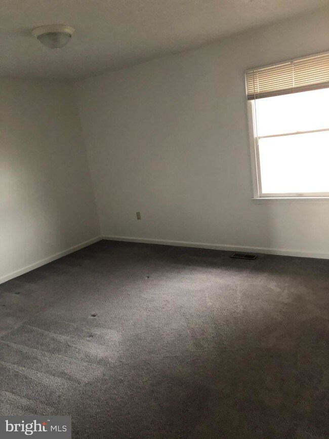 2354 Roosevelt Blvd, Winchester, VA 22601 Townhome Rentals in