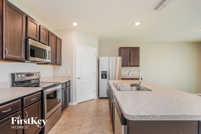 Building Photo - 1386 Fox Squirrel Dr