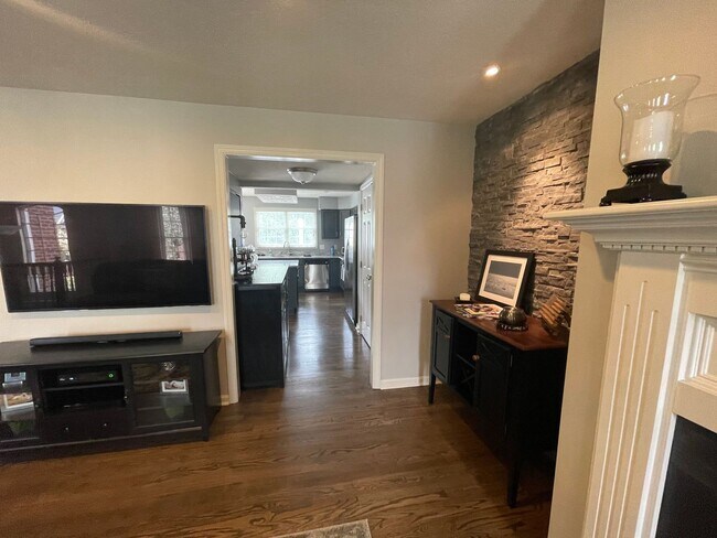 Foto del edificio - Wexford - 3 Bedroom Townhome Near I-79 -Mu...