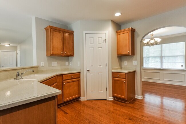 Foto del edificio - 1452 Cairo Way