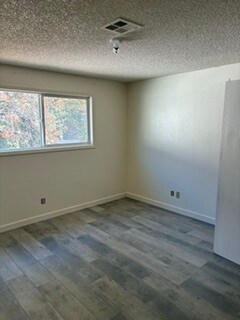 Foto del edificio - 728 W Idaho Ave