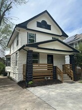 Building Photo - 4440 Troost Ave