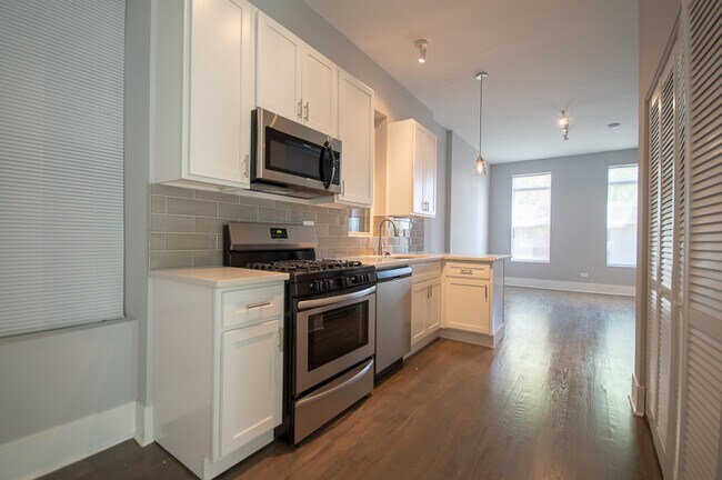 Foto del edificio - 1726 W 21st St