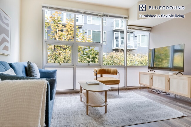 Foto del edificio - 1414 10th Ave