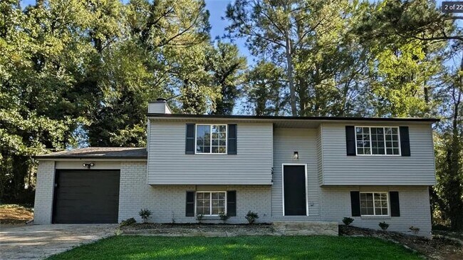 Foto del edificio - 3414 Dearwood Dr SW