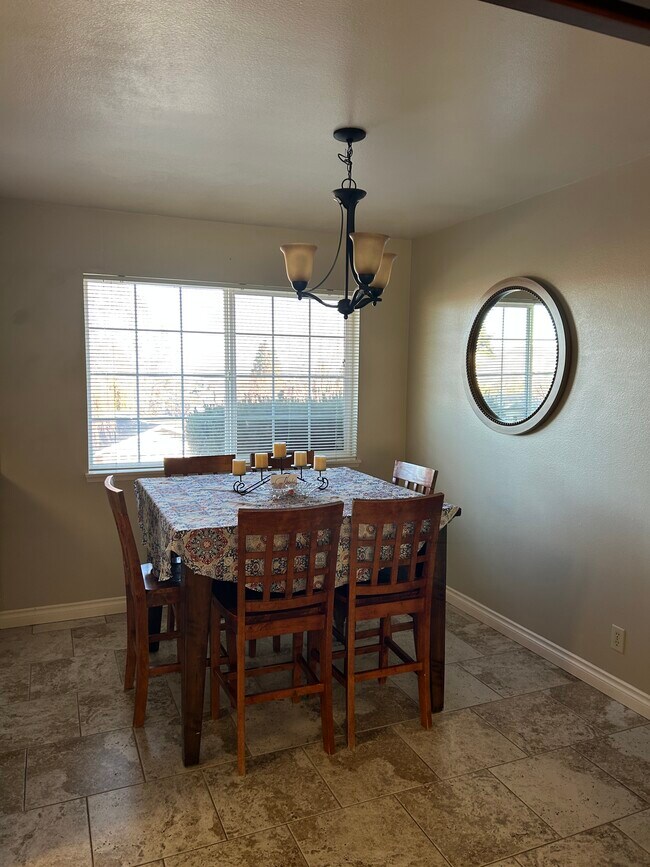 Foto del edificio - 810 N 51st Ave