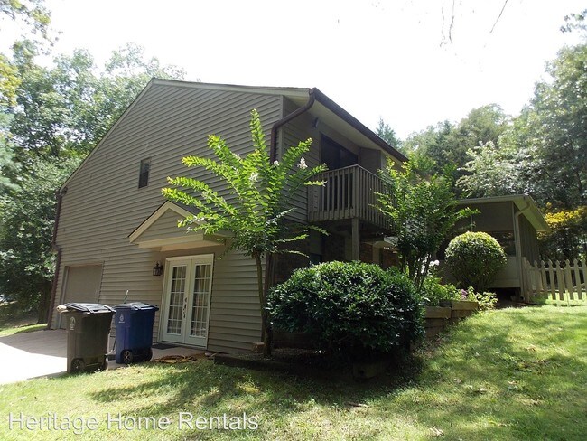 Building Photo - 4 br, 3 bath House - 6807 BROOKWOOD COURT