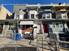 Building Photo - 223 S 49th St