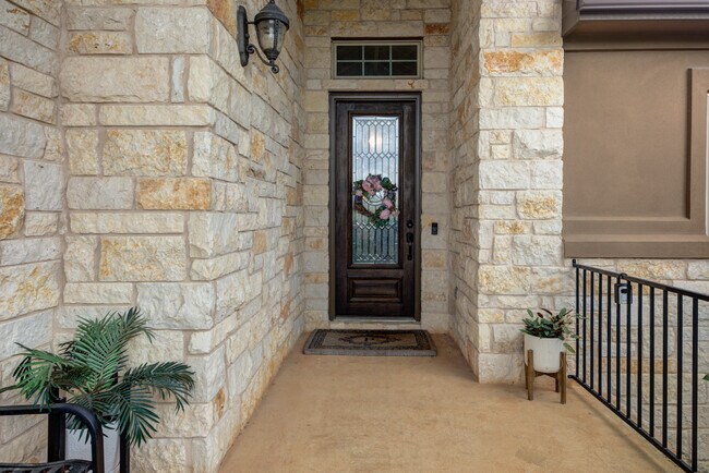 Building Photo - 308 Enchanted Hilltop Way