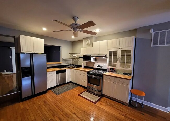 Foto del edificio - 315 S Clinton St