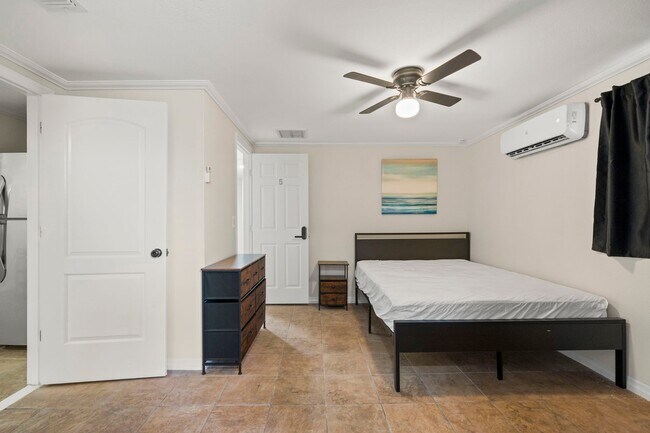 Foto del edificio - 8823 W Robson St