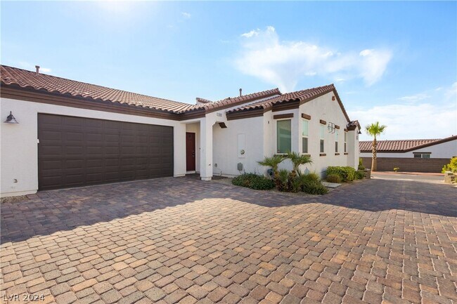 Building Photo - 1592 Tilman Ln