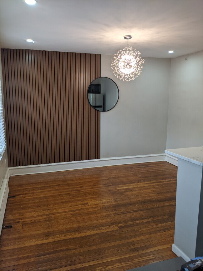 Foto del edificio - 102 W Sedgwick St