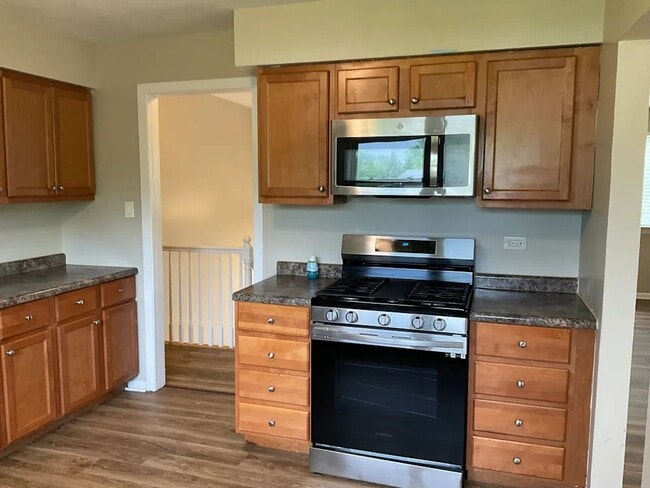 Foto del edificio - 821 W Manor Ct