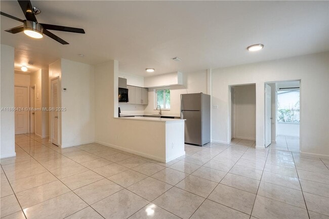 Foto del edificio - 1317 NE 116th St