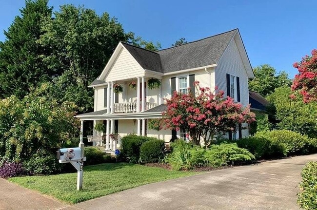 Building Photo - 49 Duke St