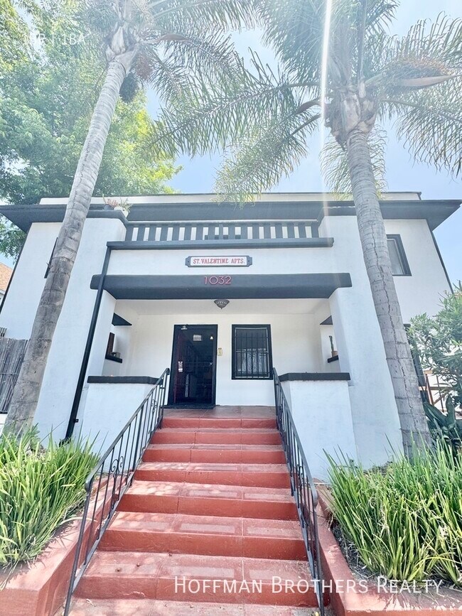 Foto del edificio - 1032 Albany St